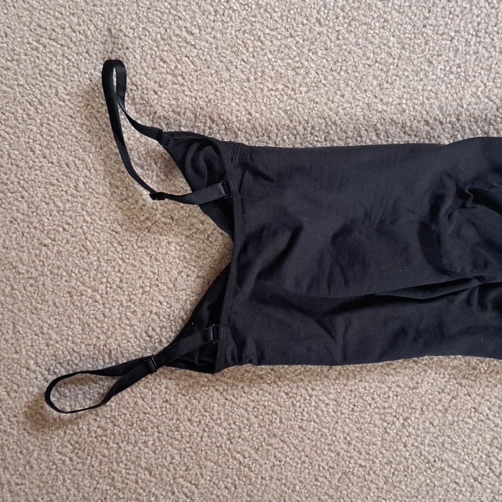 SMALL   SKIMS LONGLINE BODYSUIT - Picture 8 of 10